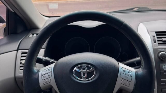 TOYOTA-COROLLA-XEI-Mendoza-003