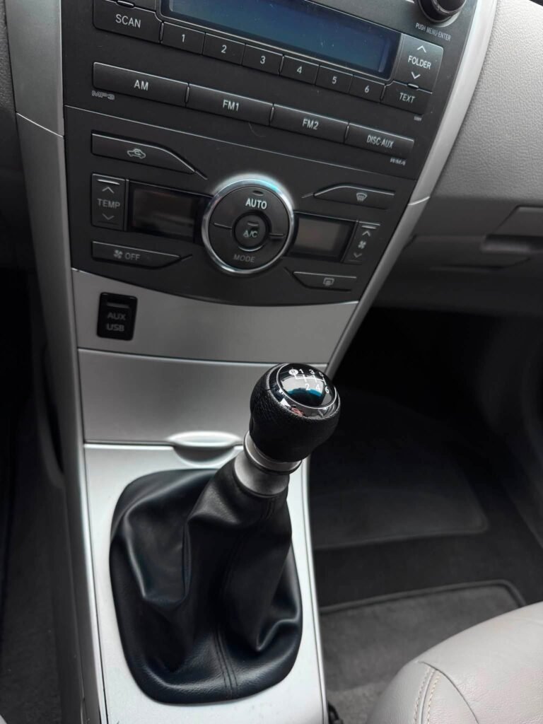 TOYOTA-COROLLA-XEI-Mendoza-004