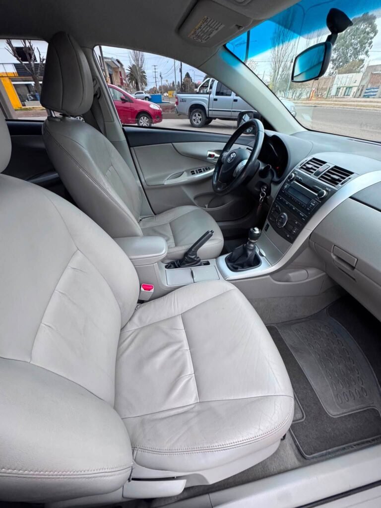 TOYOTA-COROLLA-XEI-Mendoza-005