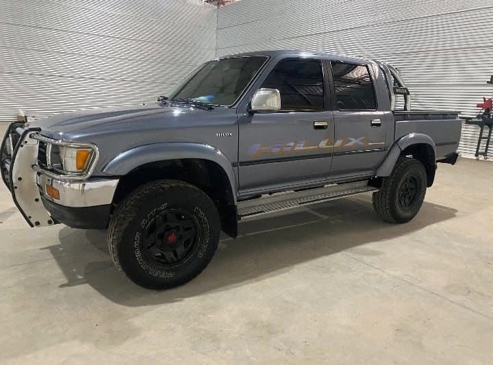 Toyota-Hilux-2000-NQN_007