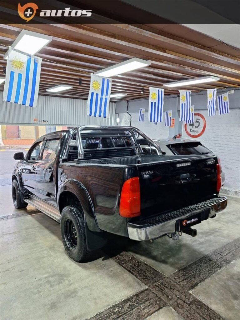 Toyota-Hilux-SR-2012_008