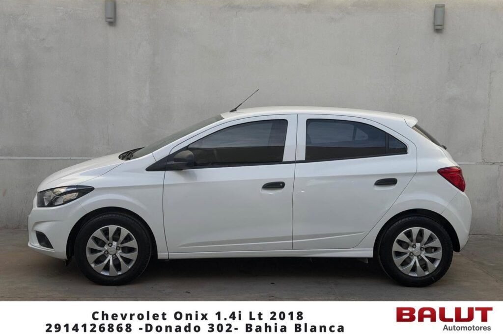 Chevrolet-Onix-1.4-LT-2018_05