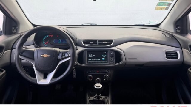 Chevrolet-Onix-1.4-LT-2018_07