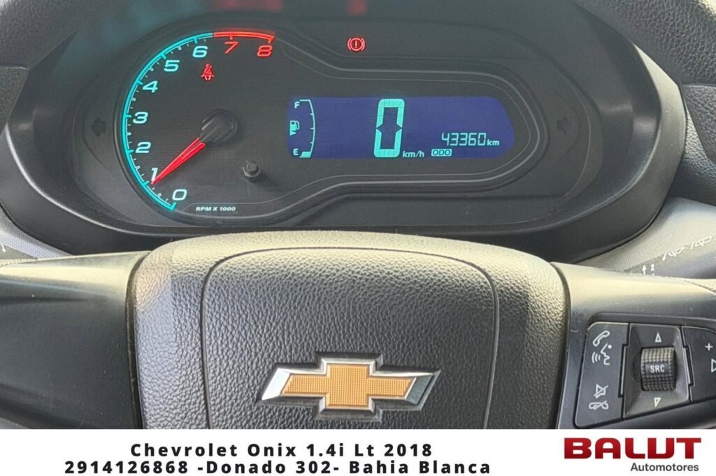 Chevrolet-Onix-1.4-LT-2018_09