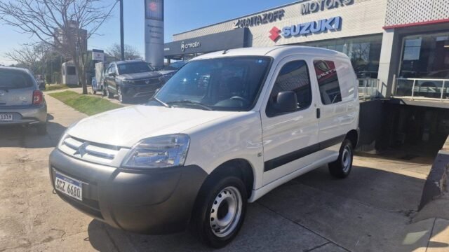 Citroen-Berlingo-M69-2023_001