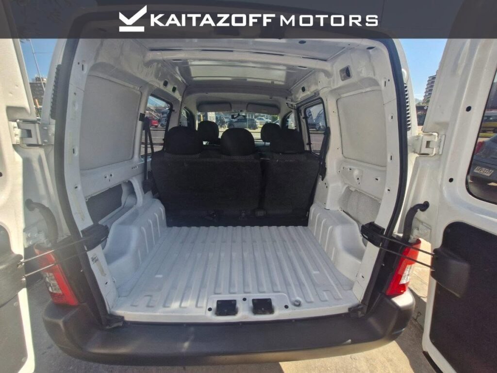 Citroen-Berlingo-M69-2023_006