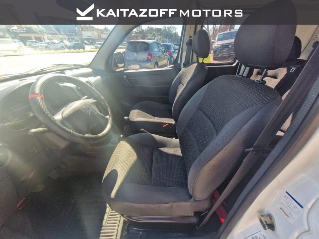 Citroen-Berlingo-M69-2023_010