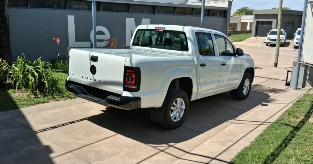 Amarok-Trendline-MT-4x2_002