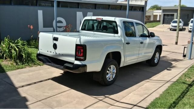 Amarok-Trendline-MT-4x2_002