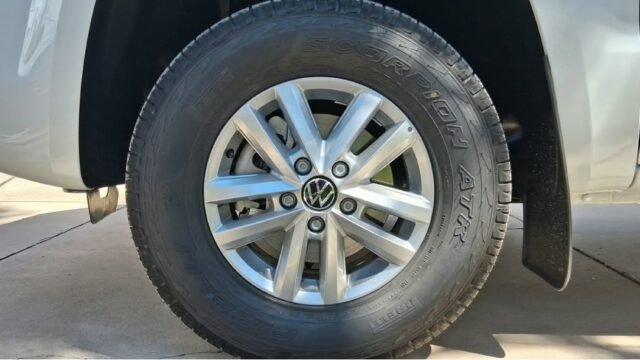 Amarok-Trendline-MT-4x2_006