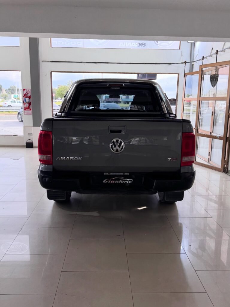 Volkswagen-amarok-2013-LP_005